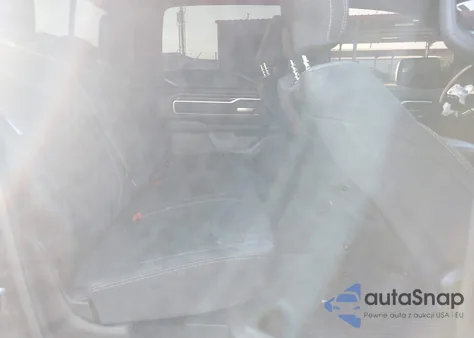 2022 Ram 1500 Big Horn 4X4 6'4 Box from USA, damaged, VIN 1C6RRFMG4NN193410